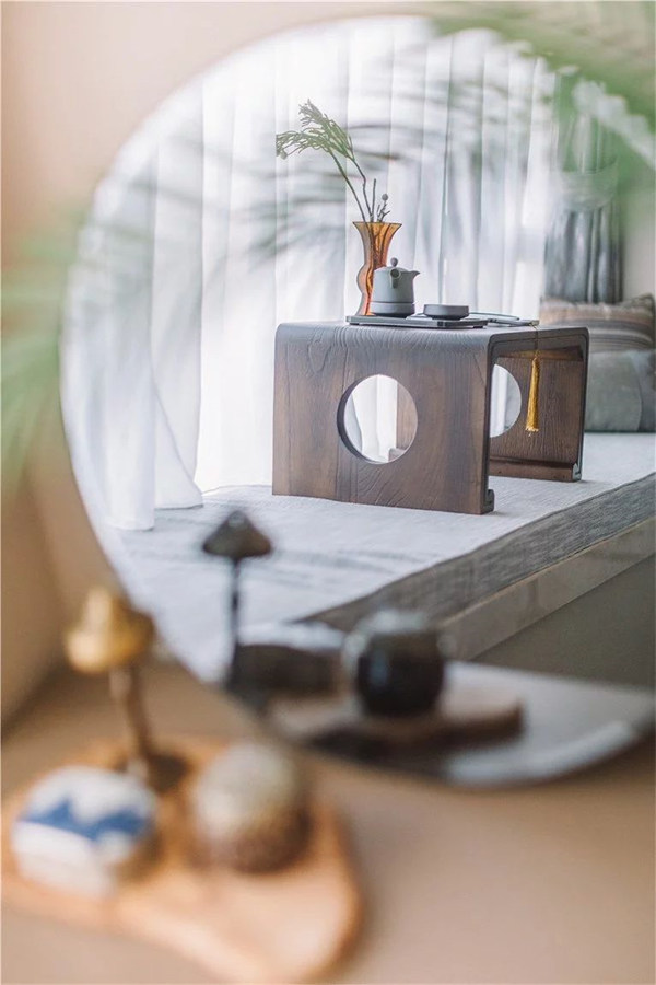 你家是帶飄窗的戶型，就偷著樂吧！這樣設(shè)計，比陽臺還漂亮實用