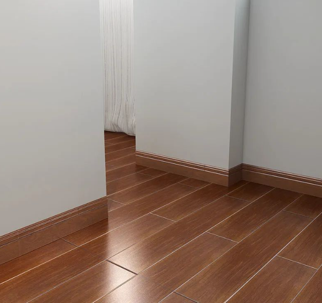 將瓷磚無用的邊角料代替踢腳線，沒想到這么高級！